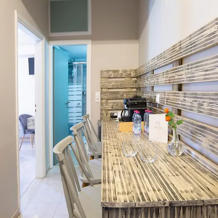 Athina Aparthotel 4*