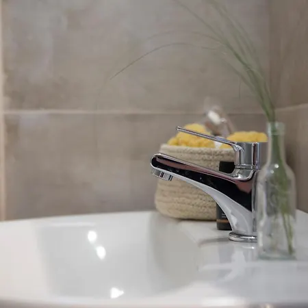 Athina Aparthotel