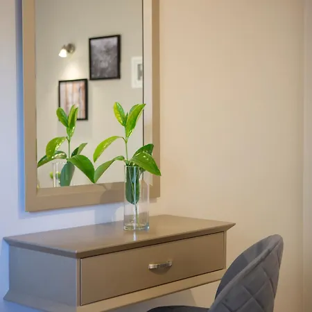 Aparthotel Athina