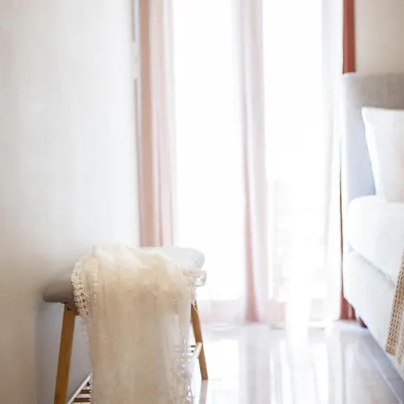 Aparthotel Athina 3*