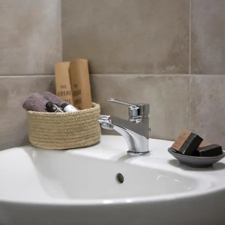 Athina Aparthotel 3*