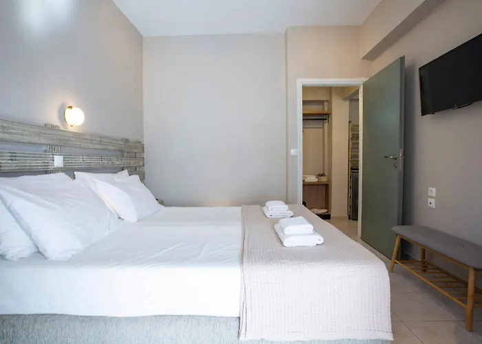 Athina 4* Nydri (Lefkada)