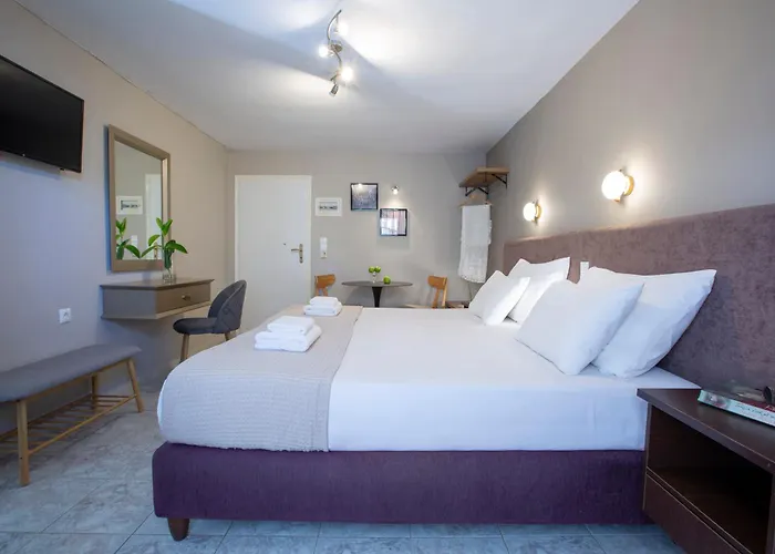 Aparthotel Athina 4*