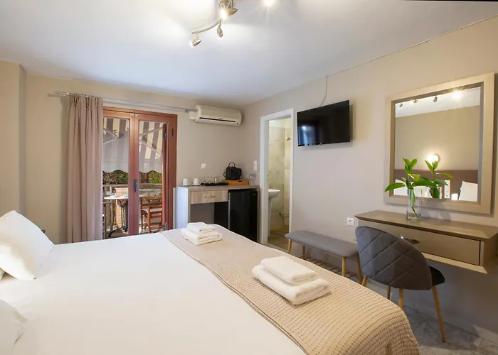 Athina 4* Nydri (Lefkada)