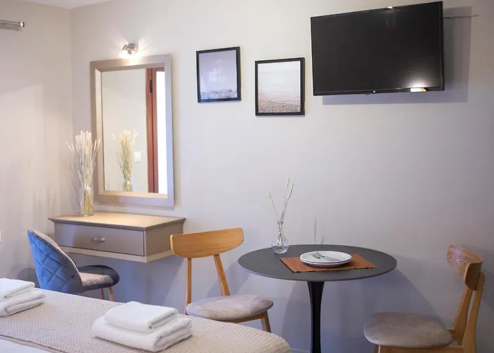 Aparthotel Athina 4*