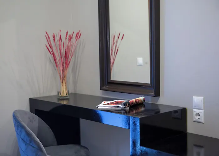 Aparthotel Athina 4*