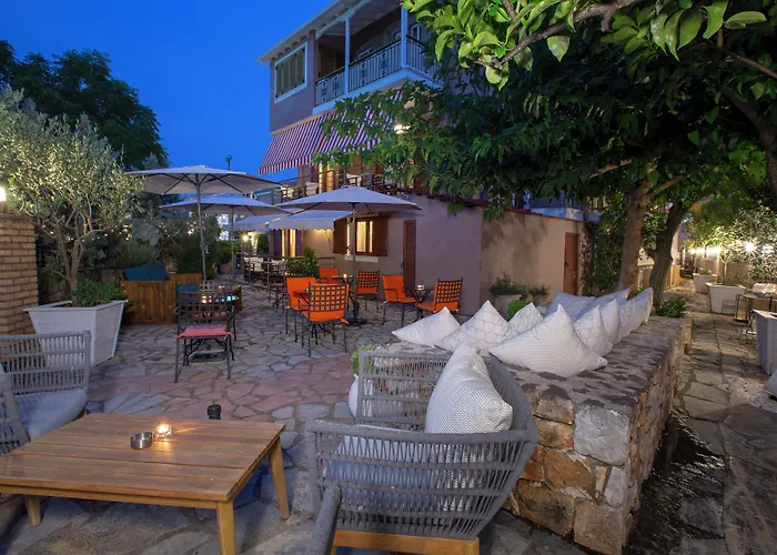 Aparthotel Athina Nydri (Lefkada)