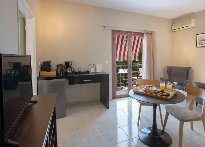 Athina 4* Nydri (Lefkada)